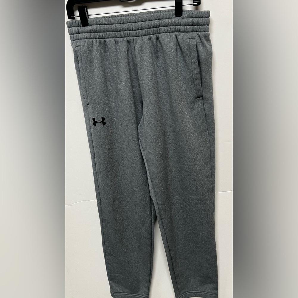 UNDER ARMOUR MED GRAY SIZE LARGE SWEAT PANTS W/FLEECE LINING  STRAIGHT LEG